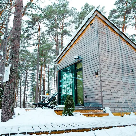 Lahepere Mini-villad Bed & Breakfast 4*