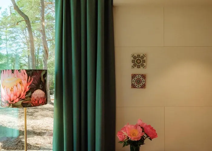 Lahepere Mini-villad Bed & Breakfast 4*