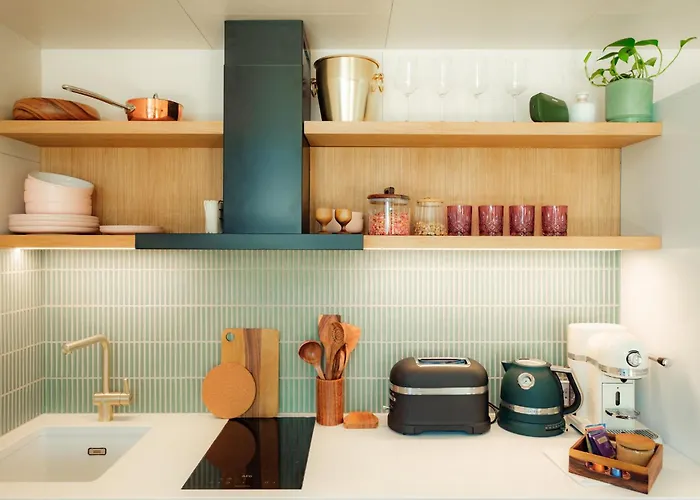 Bed & Breakfast Lahepere Mini-villad 4*